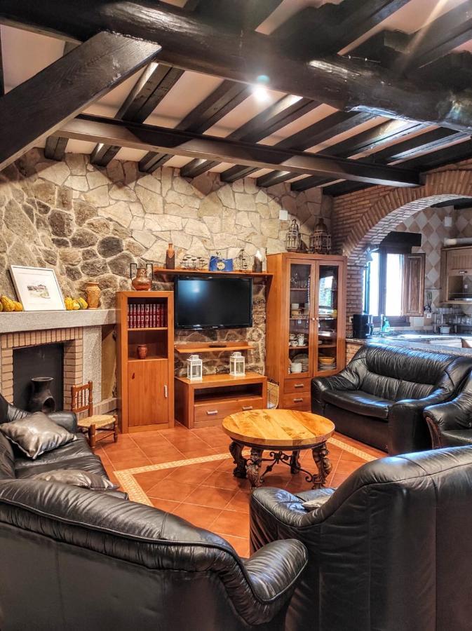 Apartamentos Rurales Fuente Chiquita 埃尔瓦 外观 照片